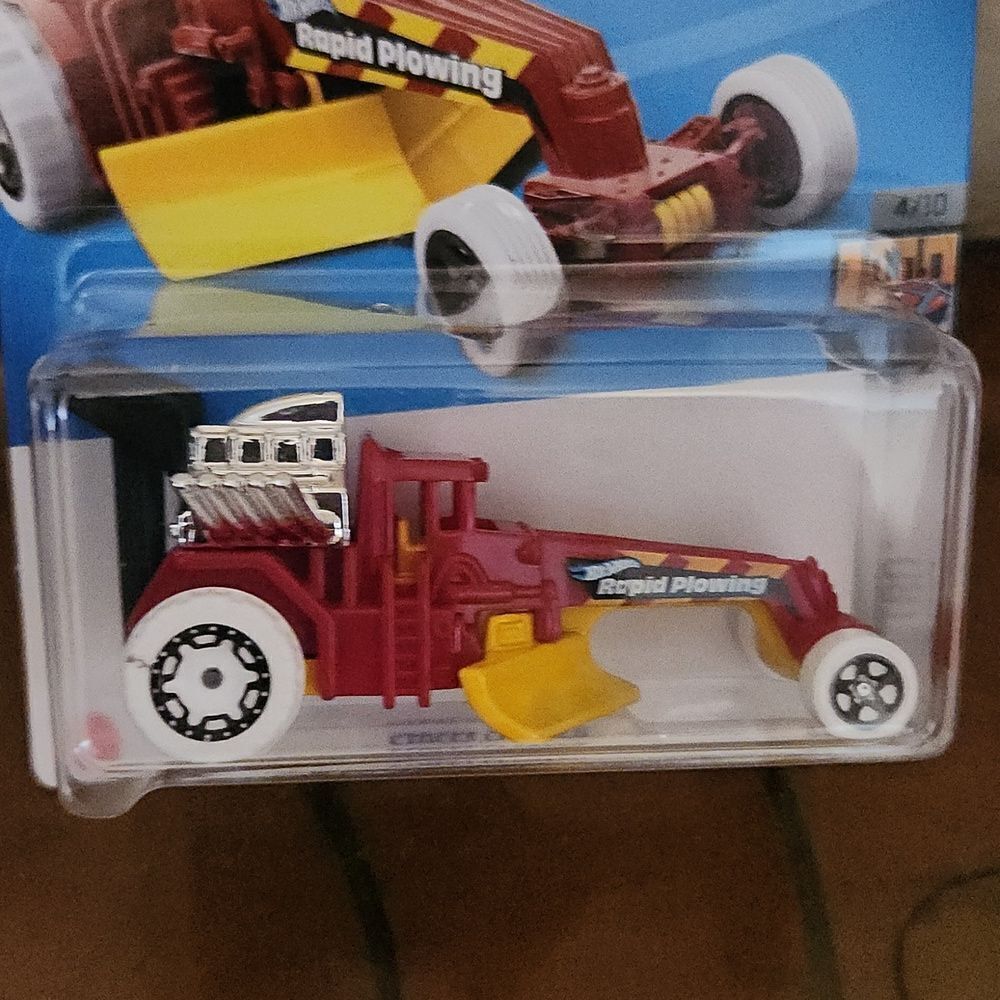 Street Cleaver Hot Wheels HW Metro Car NIP